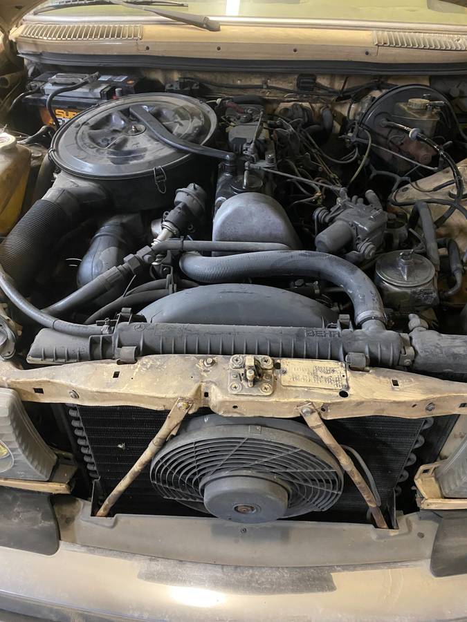 Mercedes-benz-300td-diesel-1981-3