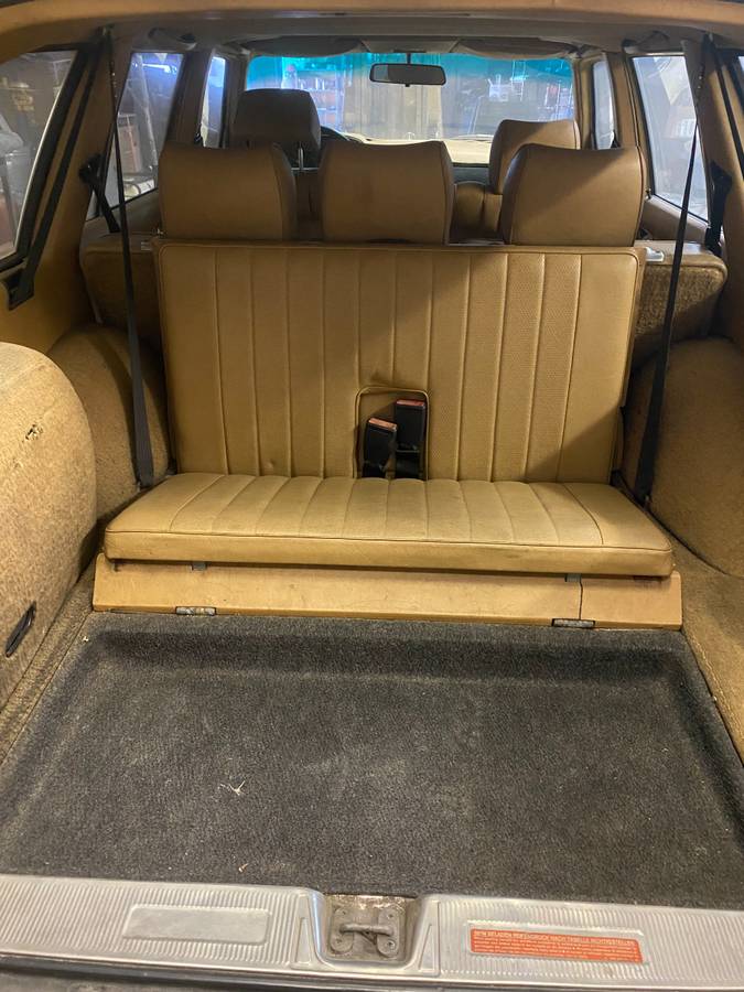 Mercedes-benz-300td-diesel-1981-5