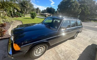 Mercedes-benz-300td-diesel-1984-blue-4