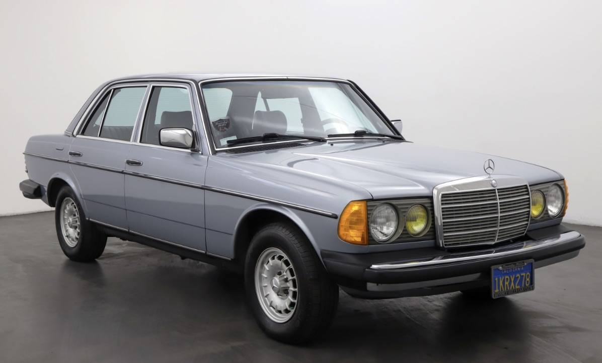 Mercedes-benz-300td-diesel-1984-silver-6