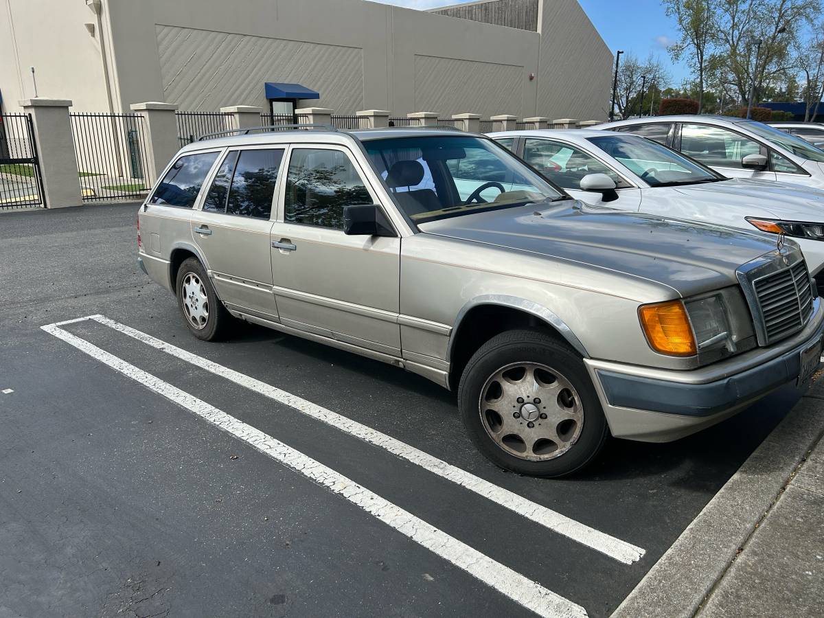 Mercedes-benz-300td-diesel-1987-custom-6