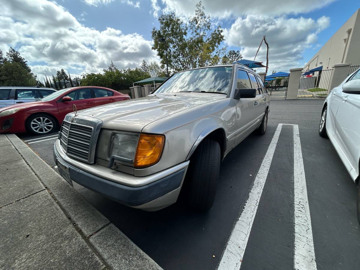 Mercedes-benz-300td-diesel-1987-custom