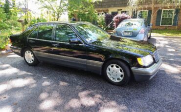Mercedes-benz-320-1995-black