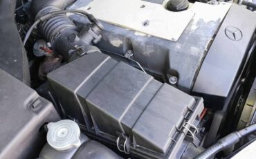 Mercedes-benz-320-1995-black-6
