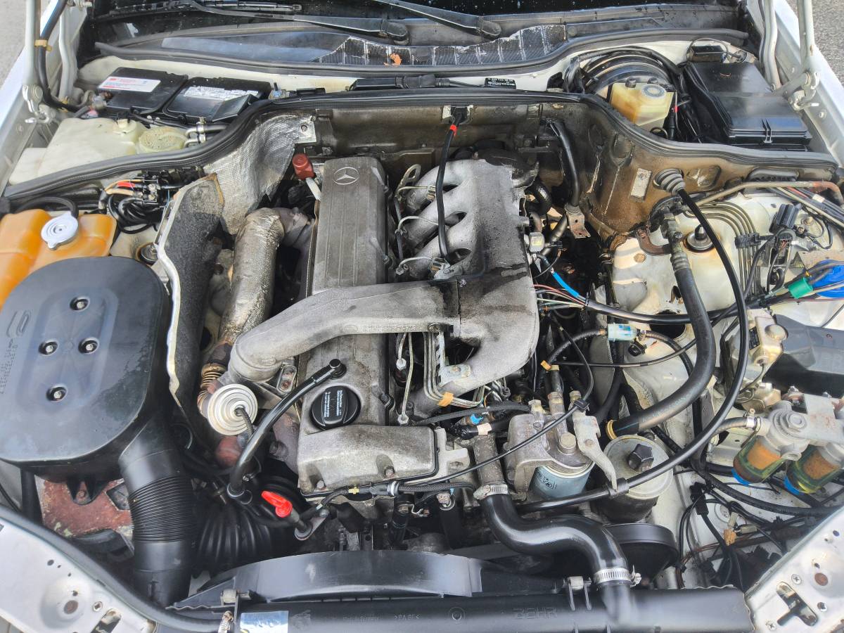 Mercedes-benz-350-sd-diesel-1991-white-10