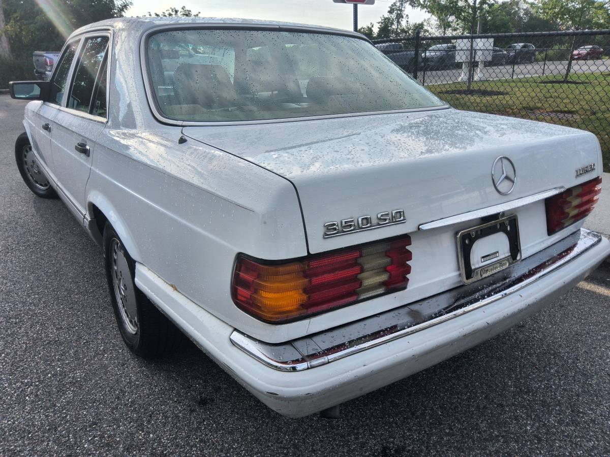 Mercedes-benz-350-sd-diesel-1991-white-6