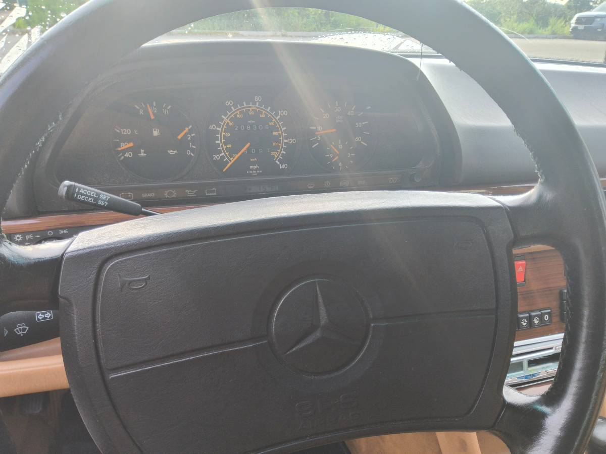 Mercedes-benz-350-sd-diesel-1991-white-8