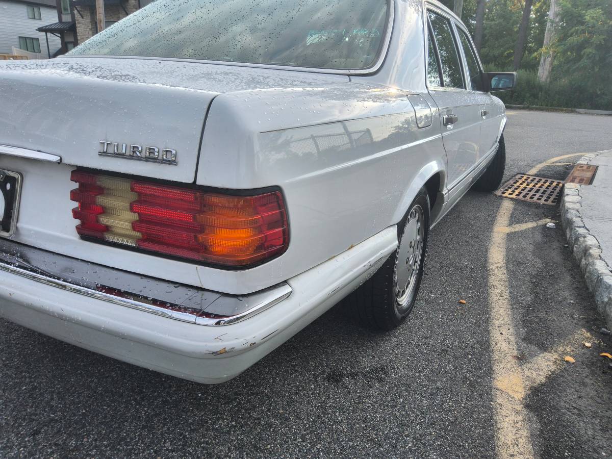 Mercedes-benz-350-sd-diesel-1991-white-9