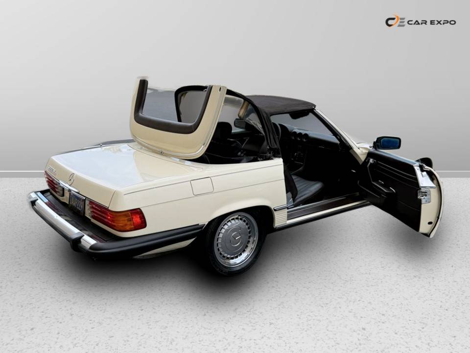 Mercedes-benz-380-1981-21