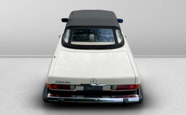 Mercedes-benz-380-1981-6