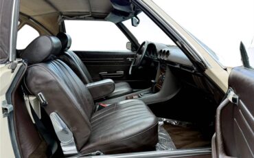 Mercedes-benz-380-1981-9