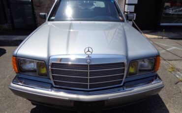 Mercedes-benz-380-380sel-1983-blue-17