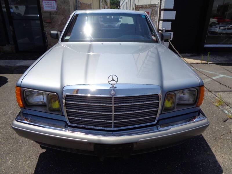 Mercedes-benz-380-380sel-1983-blue-17