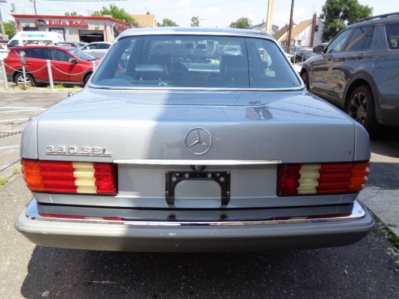 Mercedes-benz-380-380sel-1983-blue-21