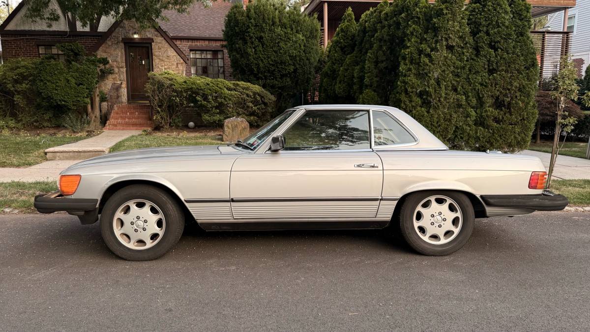 Mercedes-benz-380-380sl-1983-grey-11
