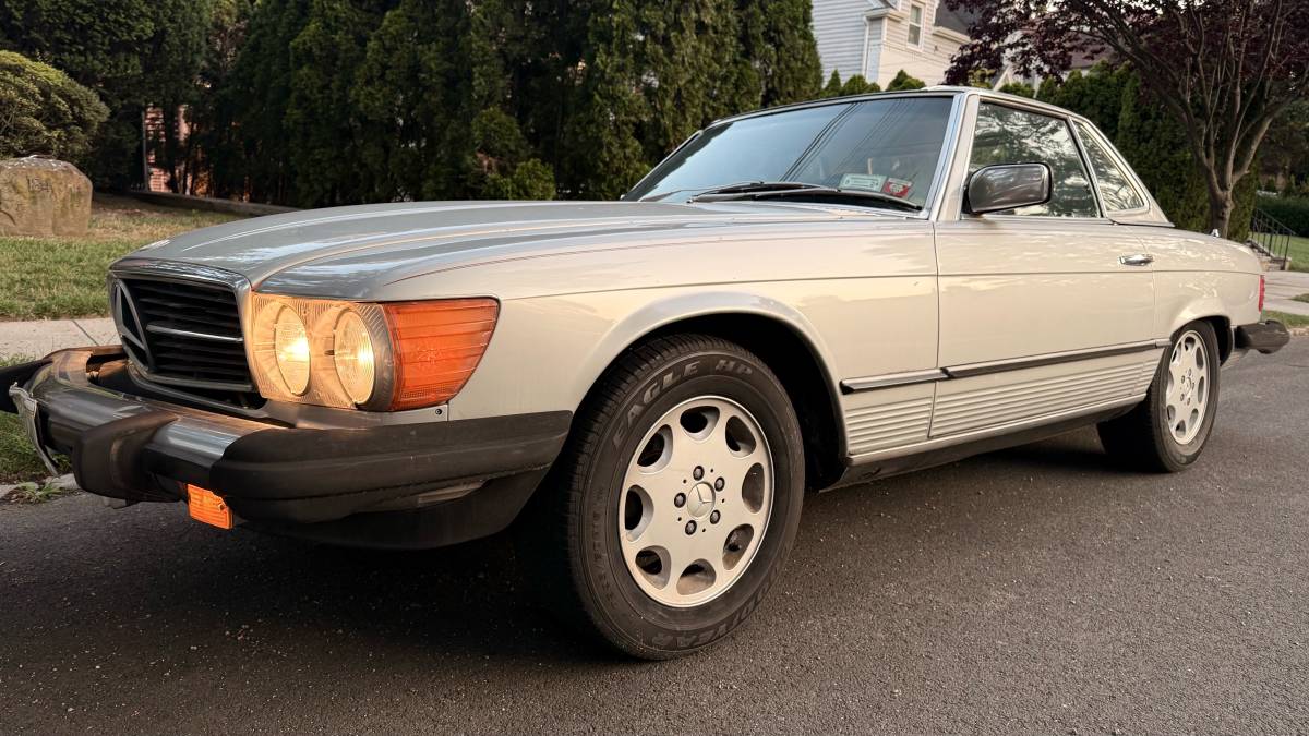Mercedes-benz-380-380sl-1983-grey-4