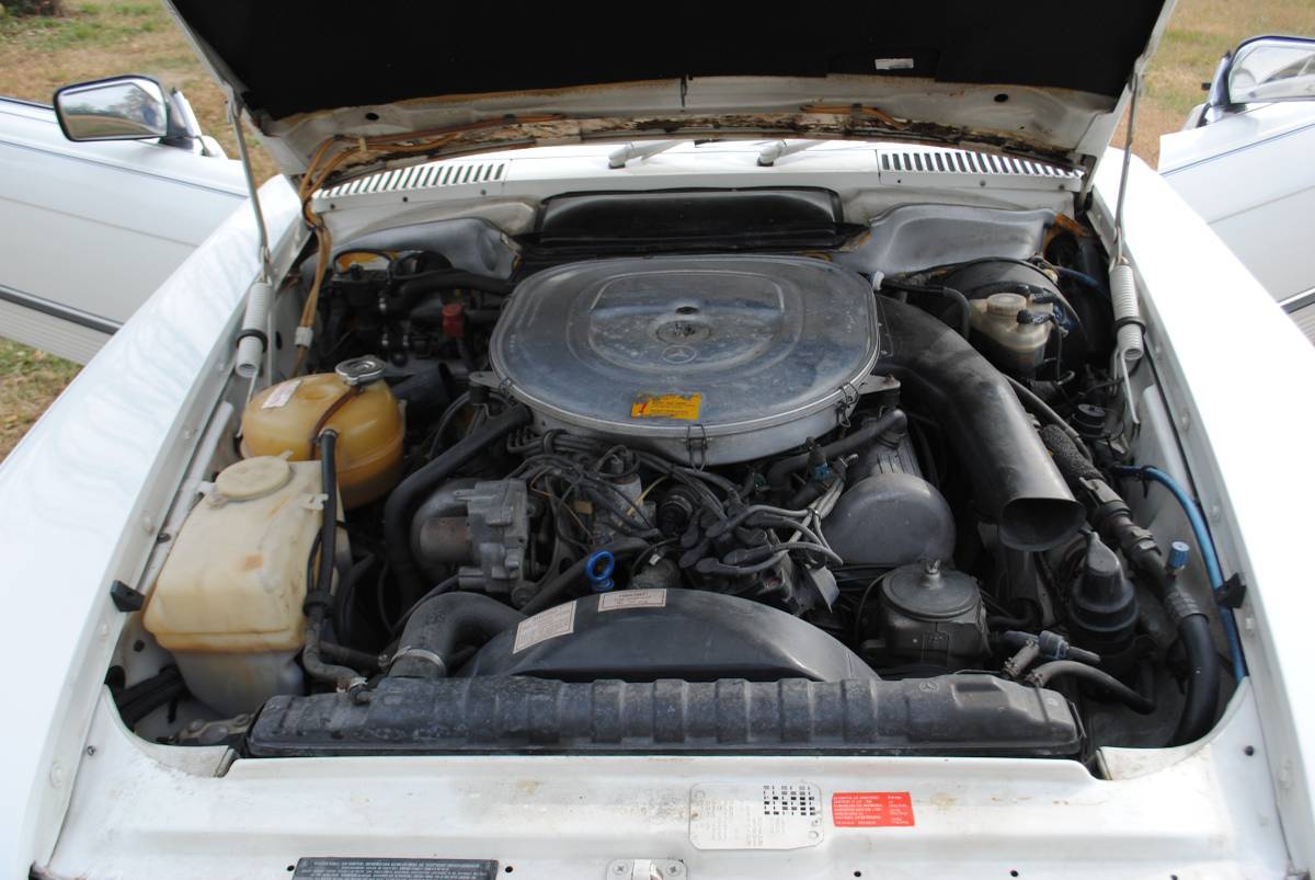 Mercedes-benz-380-380sl-1985-white-11