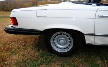Mercedes-benz-380-380sl-1985-white-14