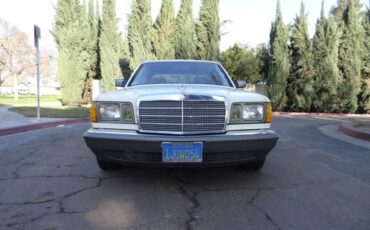 Mercedes-benz-380-class-380-se-1984-1