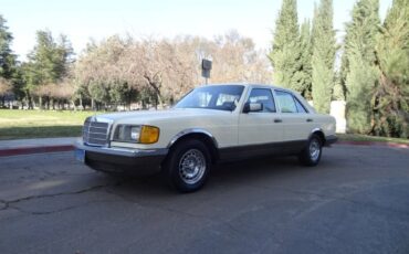 Mercedes-benz-380-class-380-se-1984