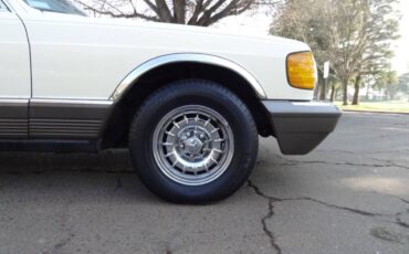 Mercedes-benz-380-class-380-se-1984-7