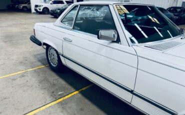 Mercedes-benz-380-series-1981-white-12