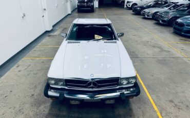 Mercedes-benz-380-series-1981-white-4