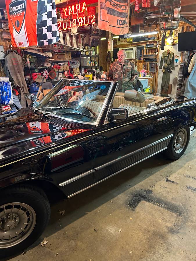 Mercedes-benz-380-sl-1981-black-6