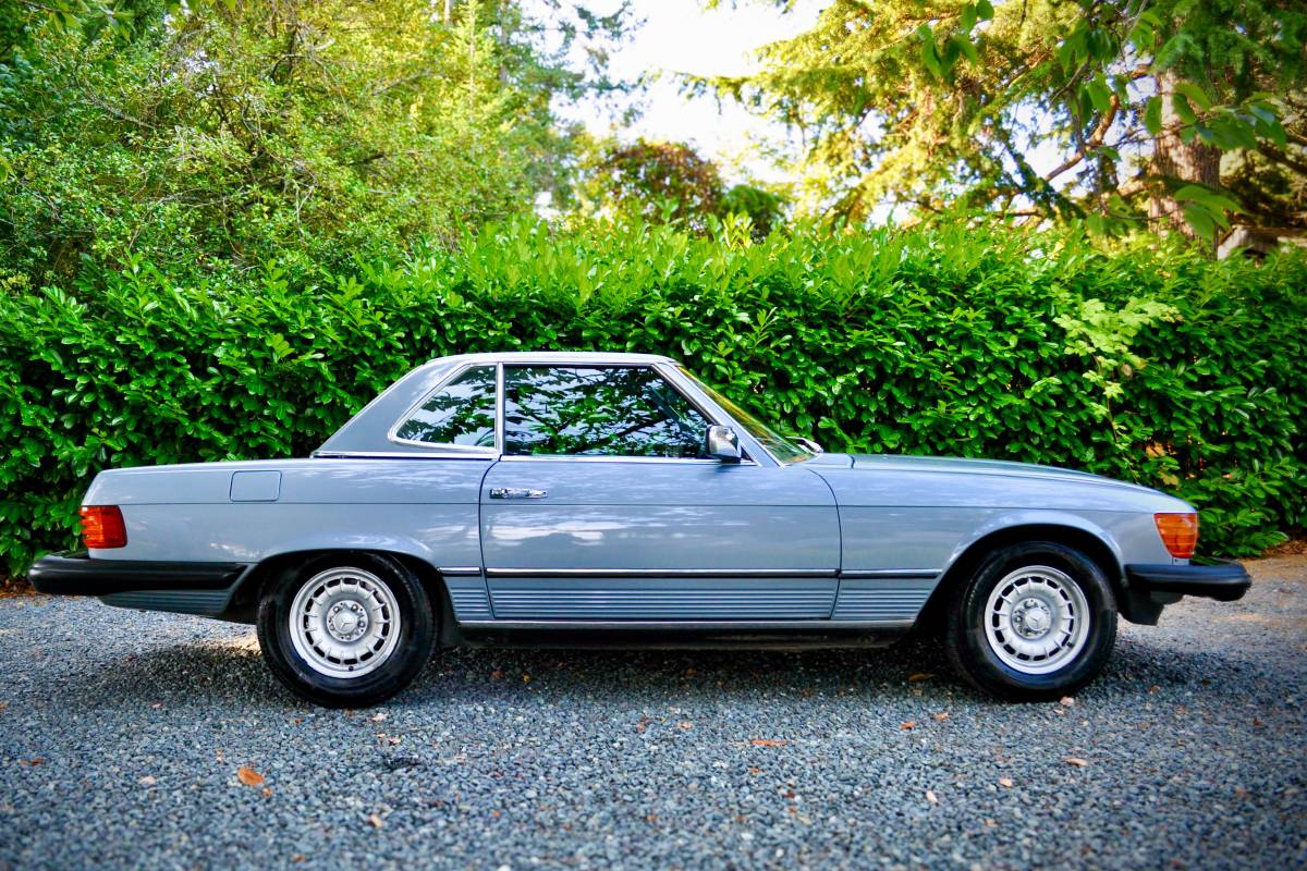 Mercedes-benz-380-sl-1981-blue-1
