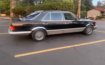 Mercedes-benz-380sel-1982-black-2