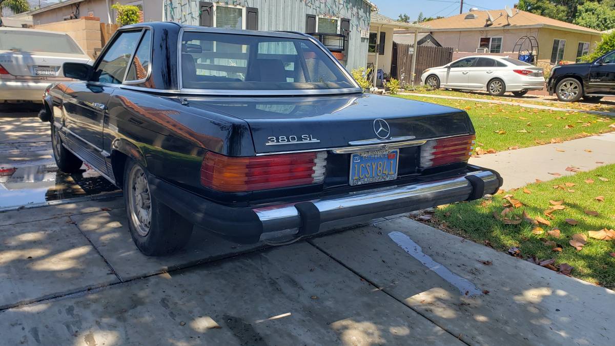 Mercedes-benz-380sl-1981-black-2