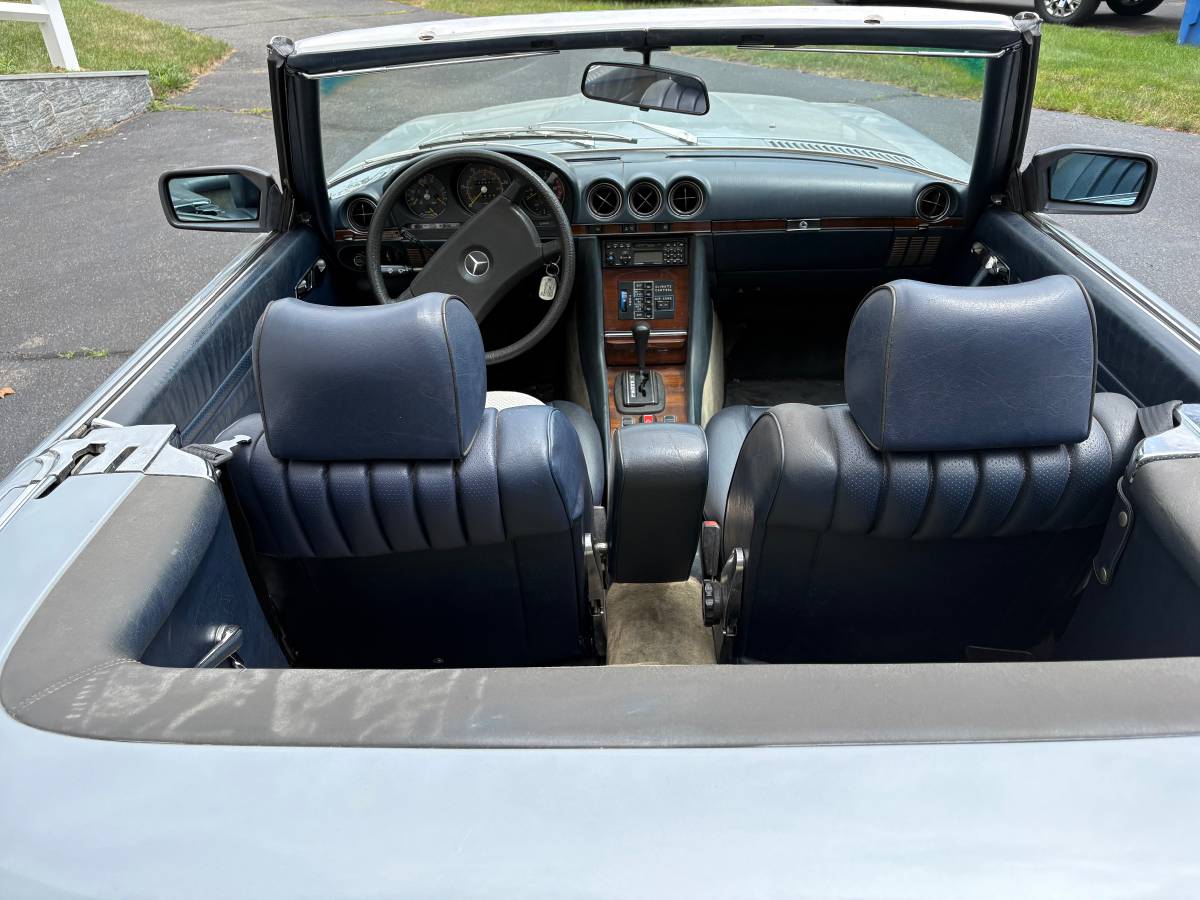 Mercedes-benz-380sl-1981-silver-4