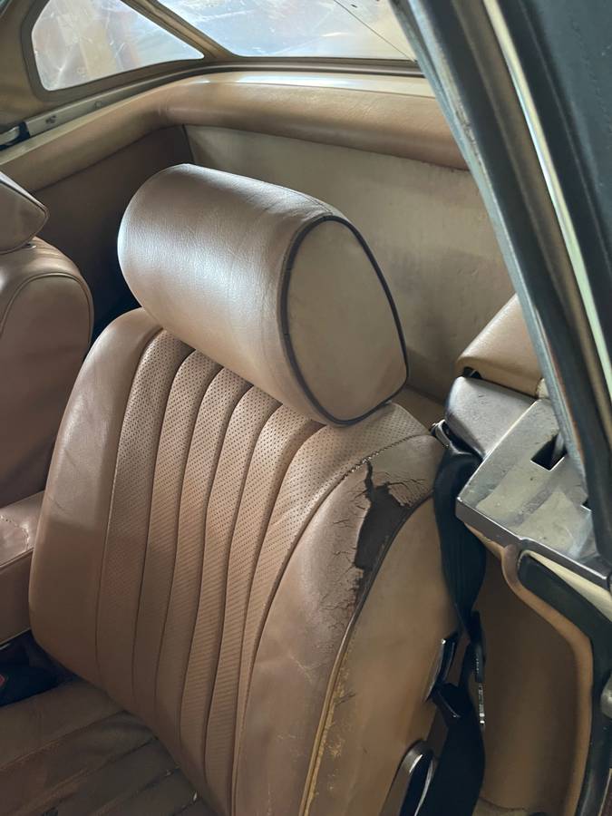 Mercedes-benz-380sl-1981-yellow-8