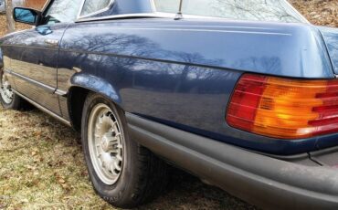 Mercedes-benz-380sl-1982-blue-12