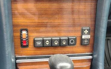 Mercedes-benz-380sl-1982-blue-2