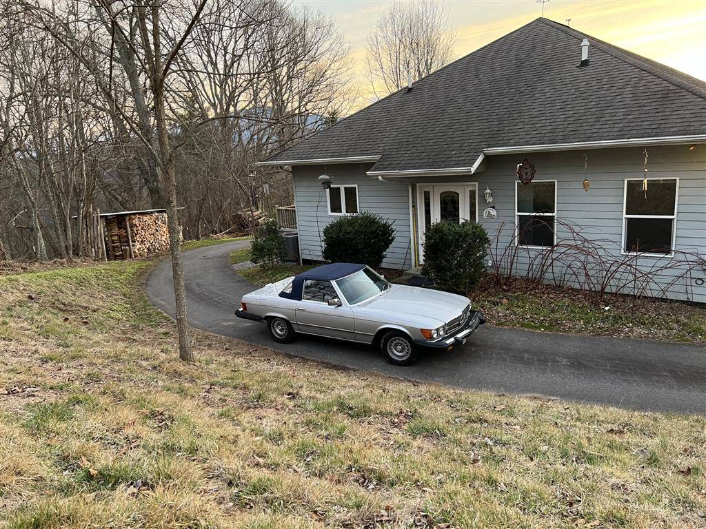 Mercedes-benz-380sl-1983-silver-5