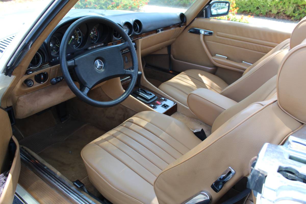 Mercedes-benz-380sl-1984-white-11