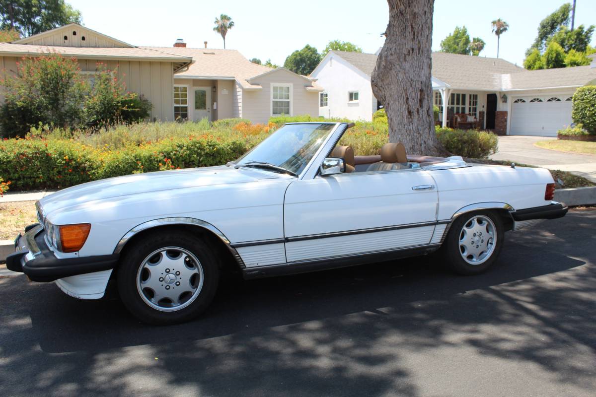 Mercedes-benz-380sl-1984-white-14