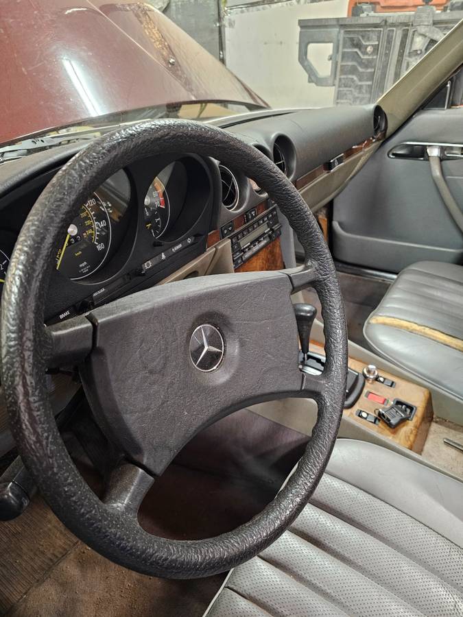 Mercedes-benz-380sl-1985-red-2