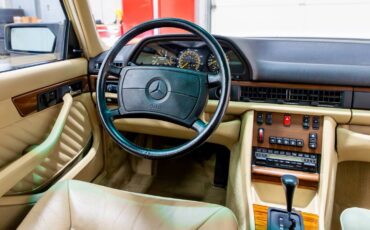 Mercedes-benz-420-sel-1990-red-11