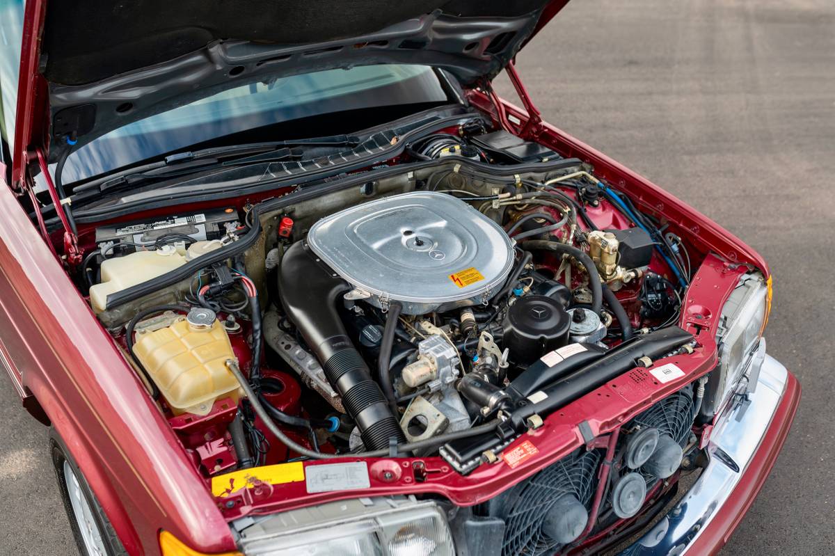 Mercedes-benz-420-sel-1990-red-20