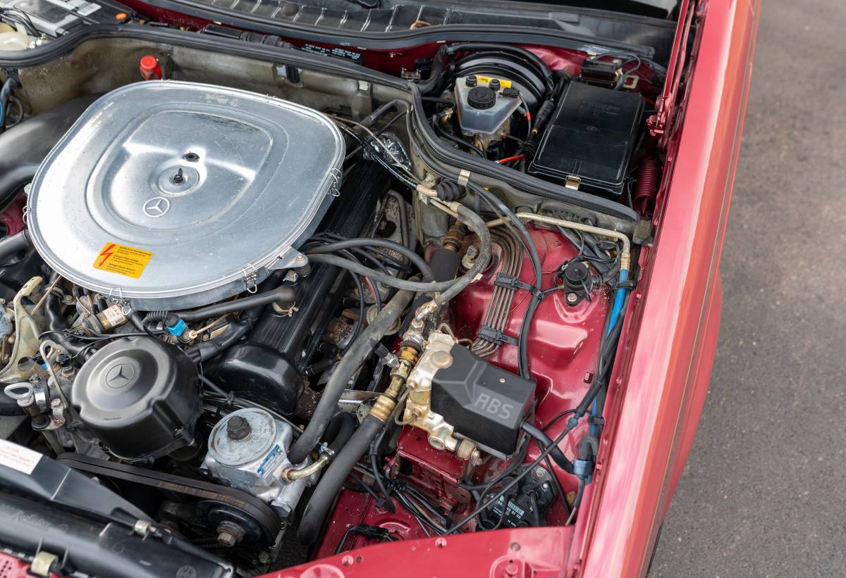 Mercedes-benz-420-sel-1990-red-22