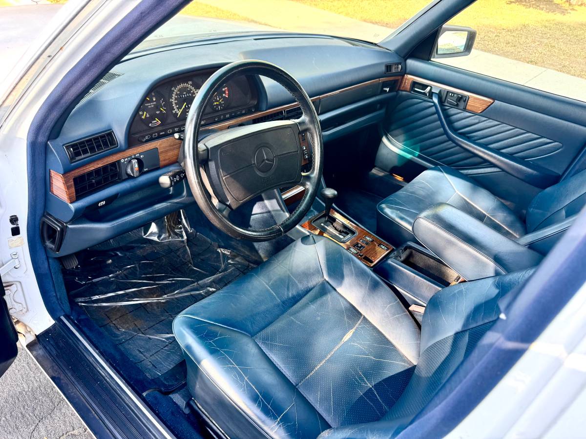 Mercedes-benz-420-sel-1991-white-10