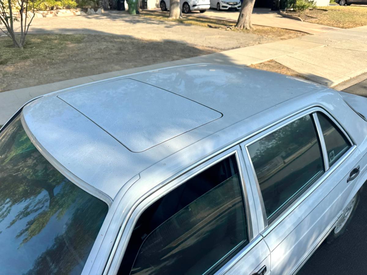 Mercedes-benz-420-sel-1991-white-8