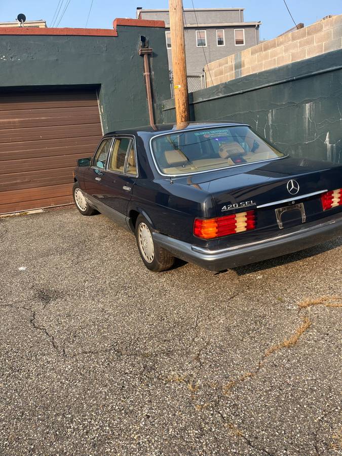 Mercedes-benz-420sel-1986-blue