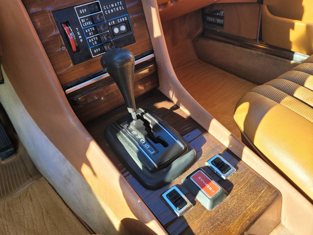 Mercedes-benz-450-sl-1978-black-12