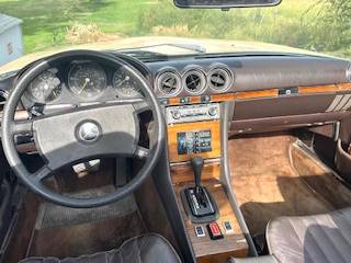 Mercedes-benz-450-slc-1980-yellow-3