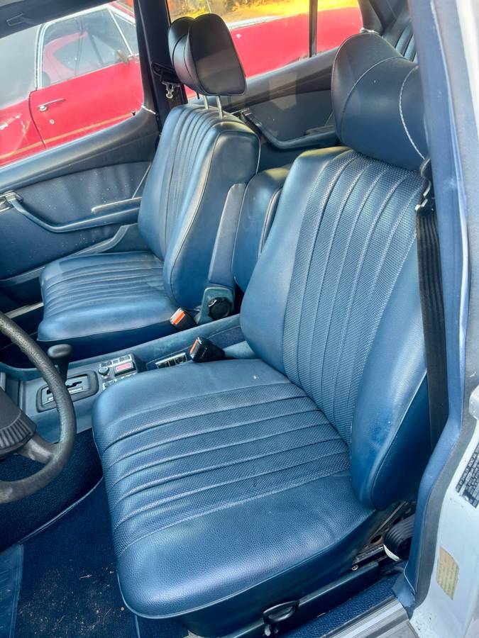 Mercedes-benz-450se-1976-white-25