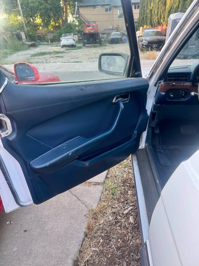 Mercedes-benz-450se-1976-white-30