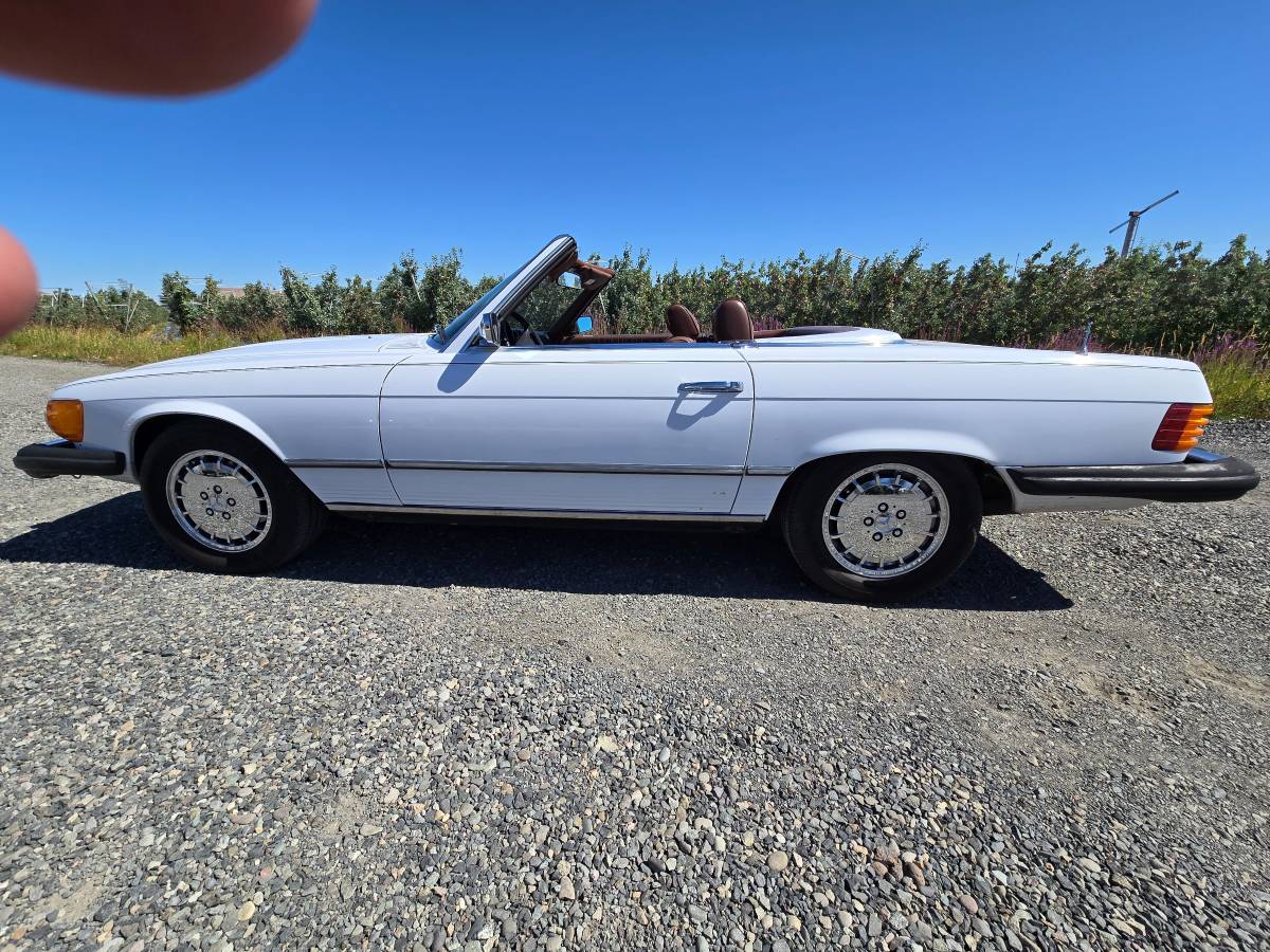 Mercedes-benz-450sl-1975-white-5